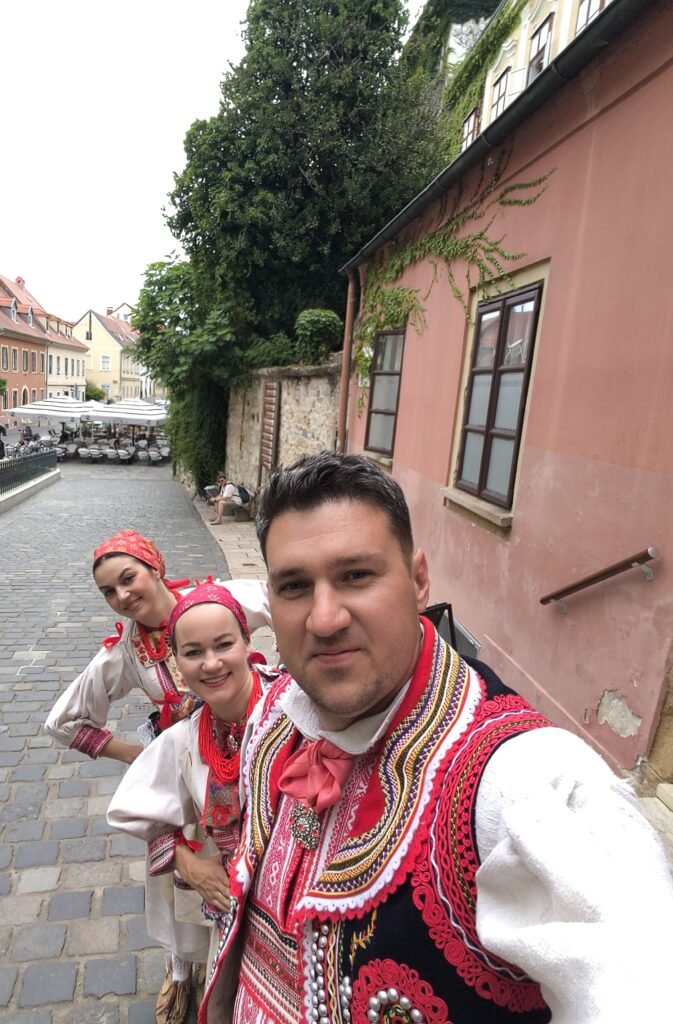 kamenita vrata selfie